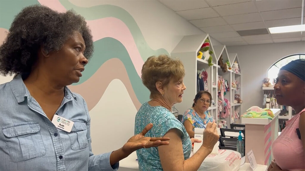 Boutique volunteers speak Creole