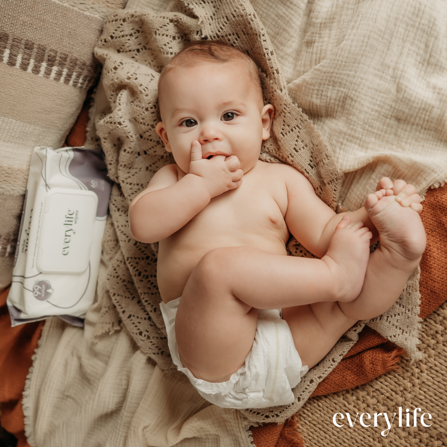 baby wearing everylife diapers